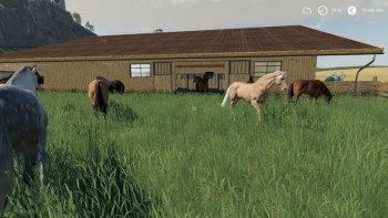 Конюшня HORSE STABLE WITH BOXES V1.0 для Farming Simulator 2019